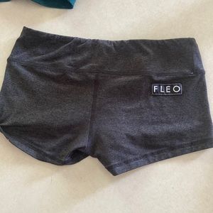 Fleo original 2.5 inseam heathered gray